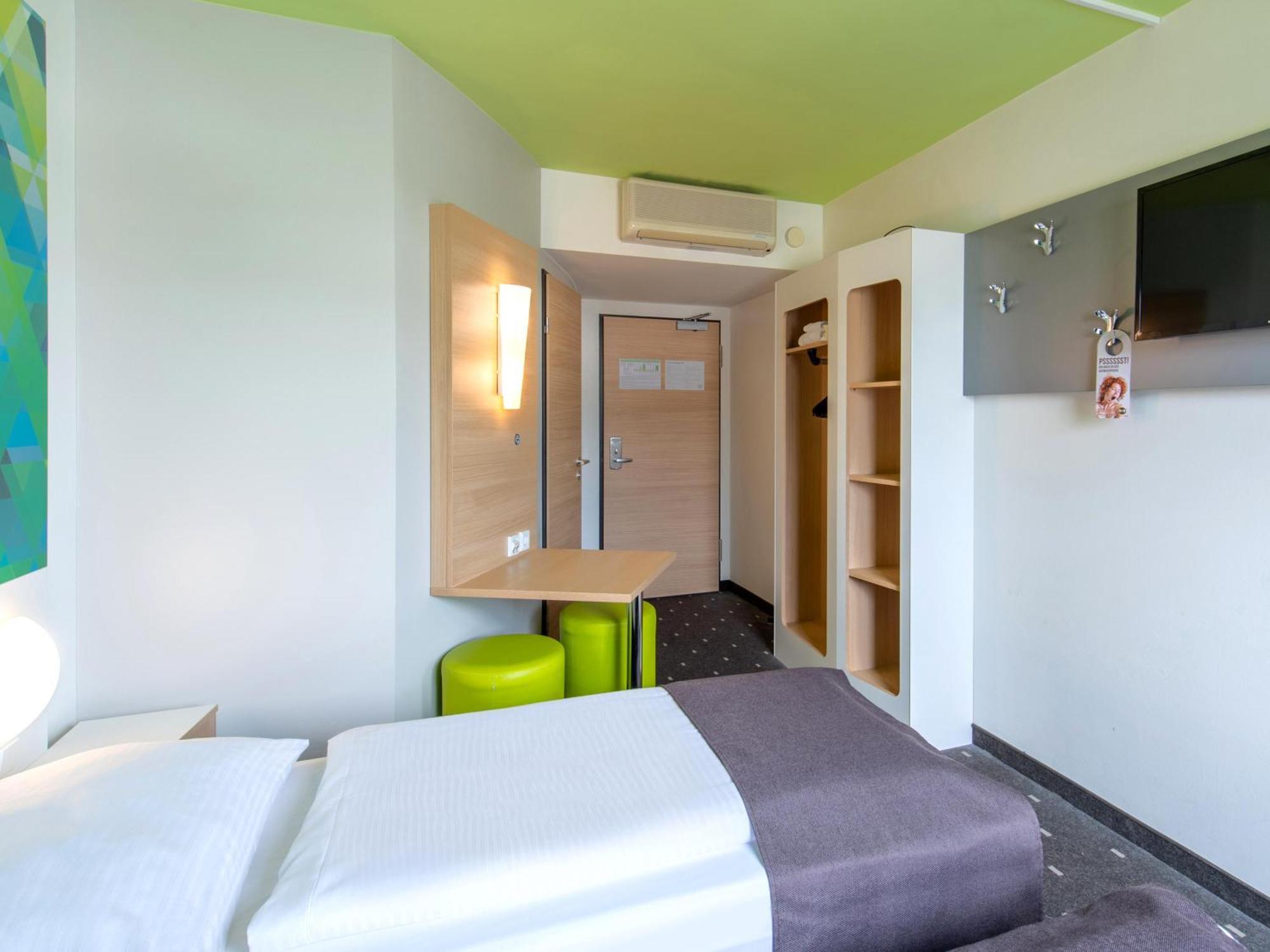B&B Hotel Erlangen-Sued Exterior photo